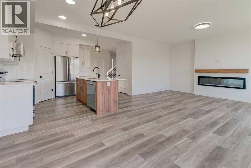 Photo 16 of 103 Crestview Boulevard, Sylvan Lake AB