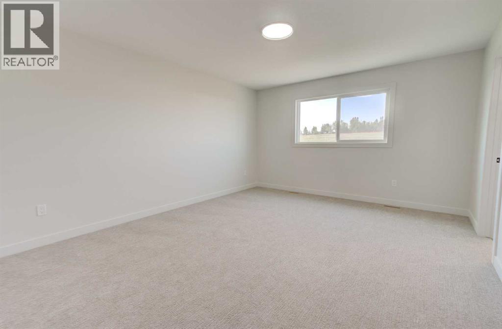 Photo 23 of 103 Crestview Boulevard, Sylvan Lake AB