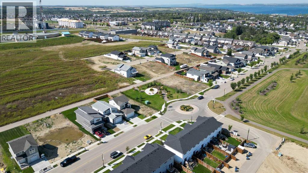 Photo 33 of 103 Crestview Boulevard, Sylvan Lake AB