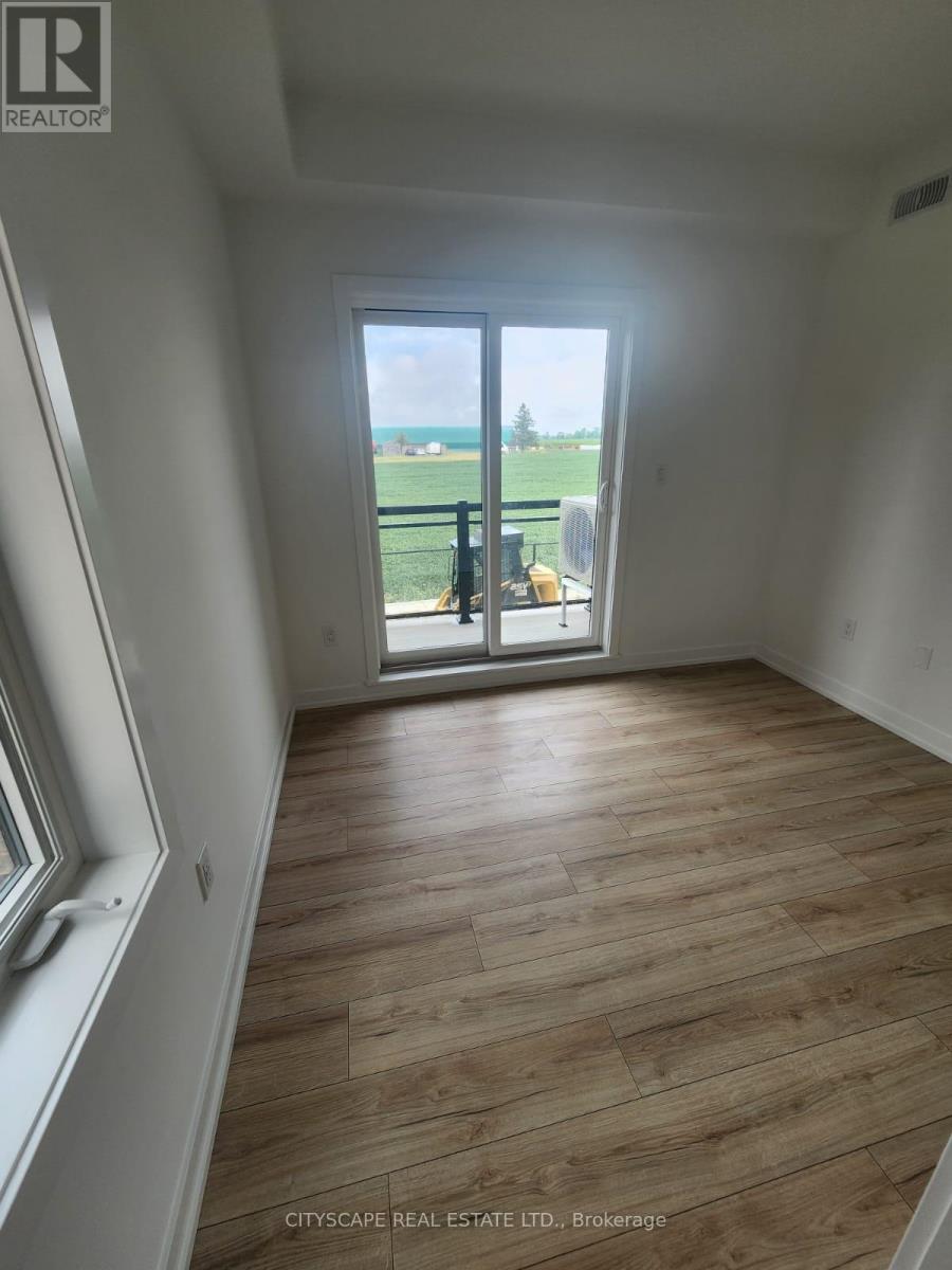 Photo 15 of 70 940 St David Street N, Centre Wellington ON