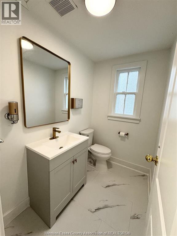 Photo 15 of 11 Victoria Street, Wheatley ON