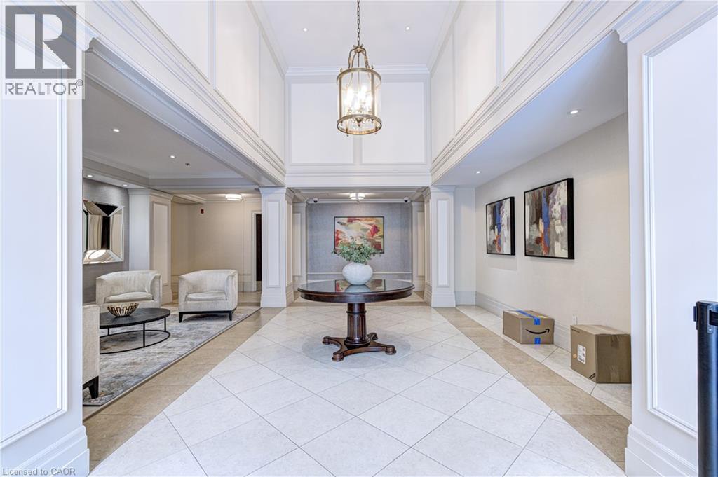 Photo 2 of 205 The Donway W Unit 415, Toronto ON