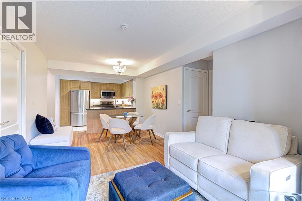 Photo 16 of 205 The Donway W Unit 415, Toronto ON
