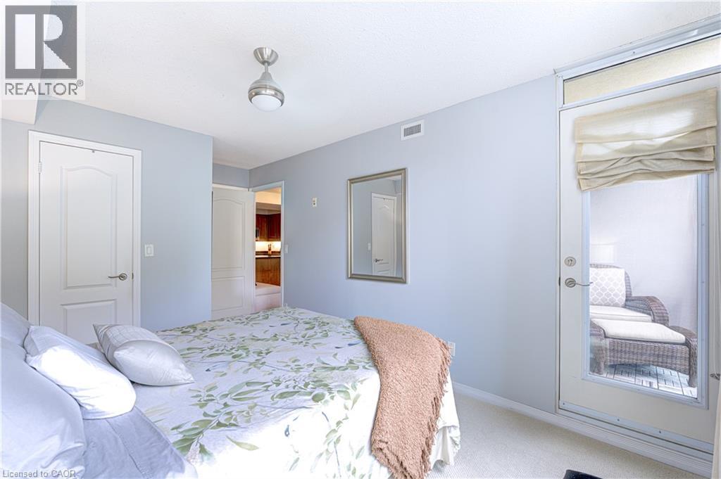 Photo 22 of 205 The Donway W Unit 415, Toronto ON