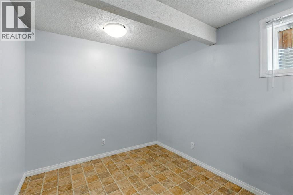 Photo 26 of 1093 Taradale Drive Ne, Calgary AB