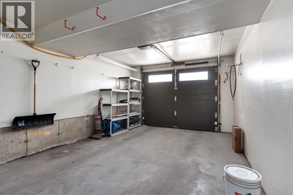 Single Family House 4 Level for Sale in    Street SW Braeside Calgary 