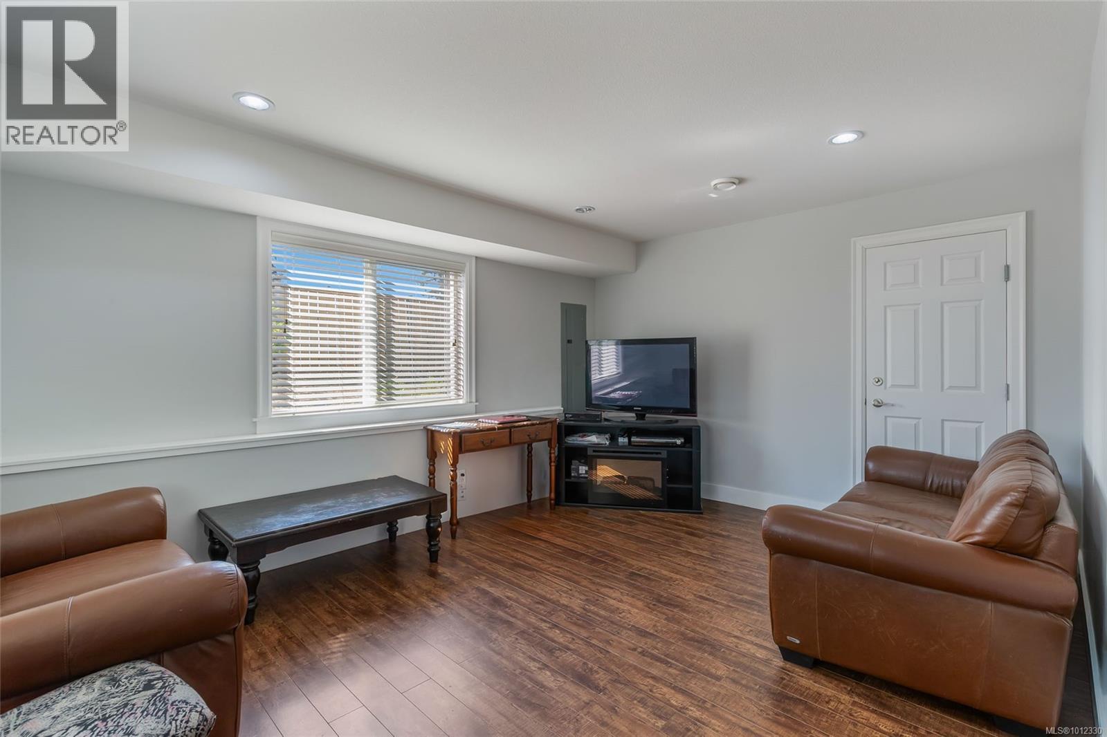 Photo 15 of 2127 Spencer Rd, Nanaimo BC
