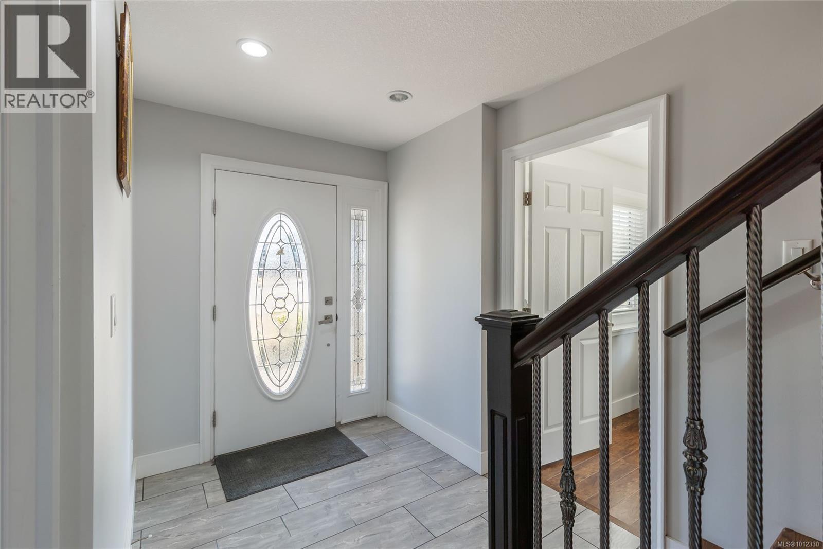 Photo 9 of 2127 Spencer Rd, Nanaimo BC