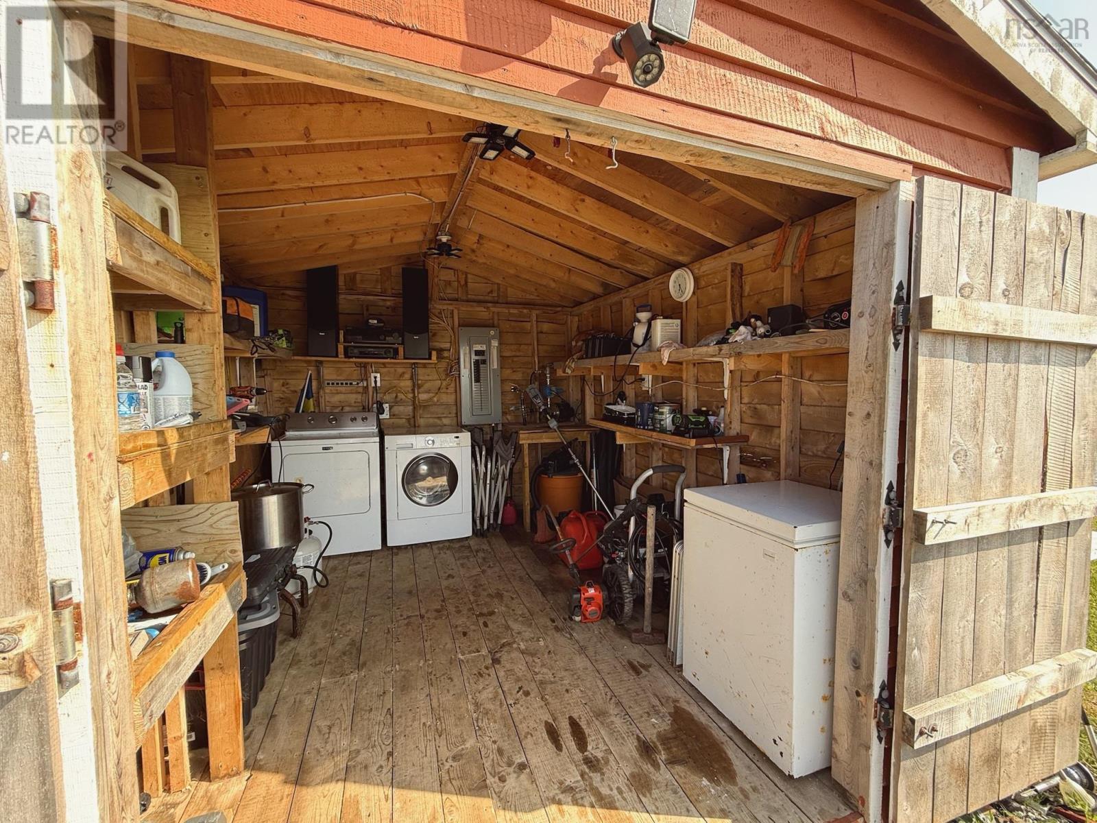 Property 16 of 49 of Shore Road