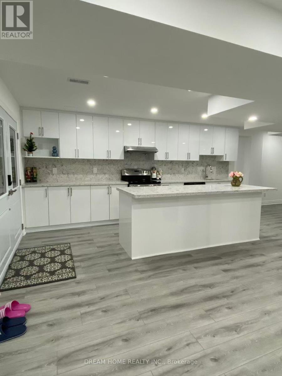 Photo 9 of 1011 Hinterland Circuit, Oshawa ON