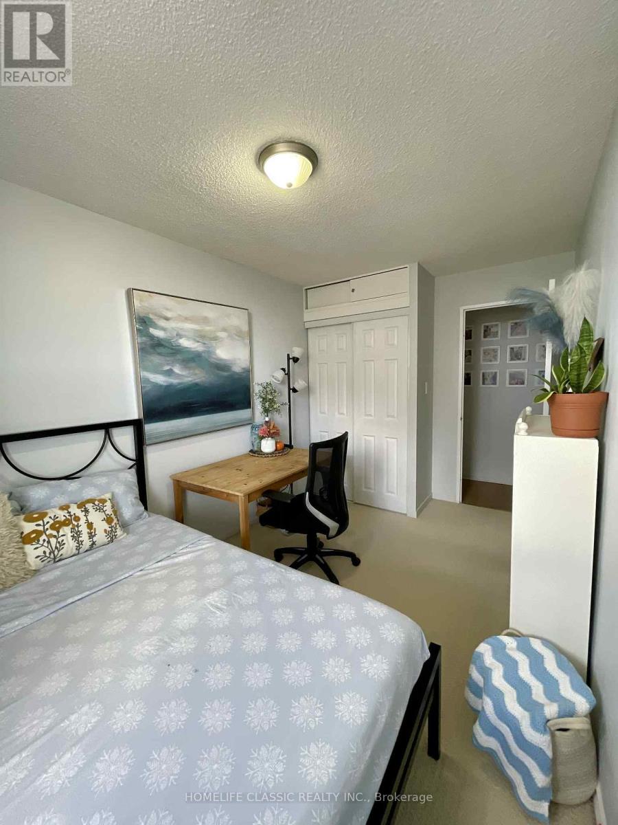 Photo 18 of 603 90 Ling Road, Toronto ON