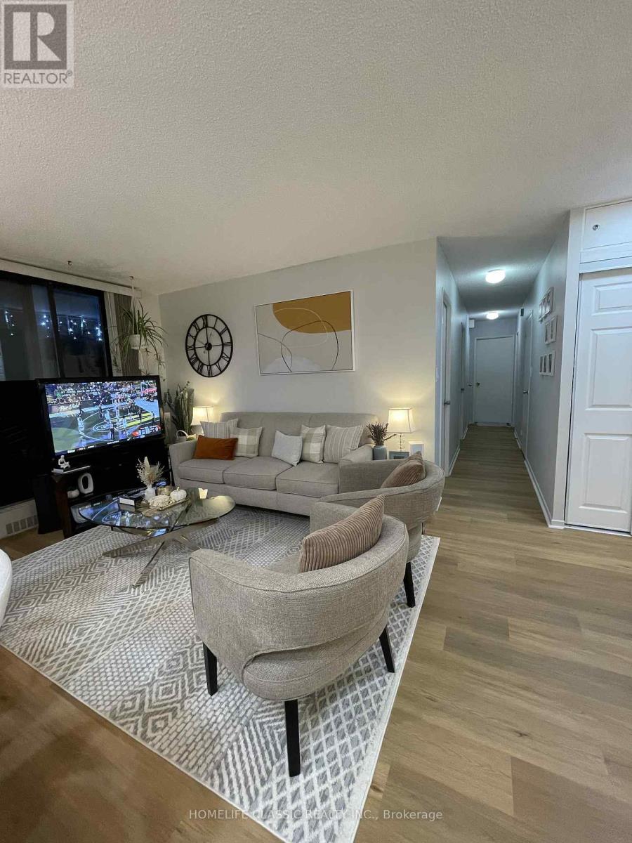 Photo 5 of 603 90 Ling Road, Toronto ON