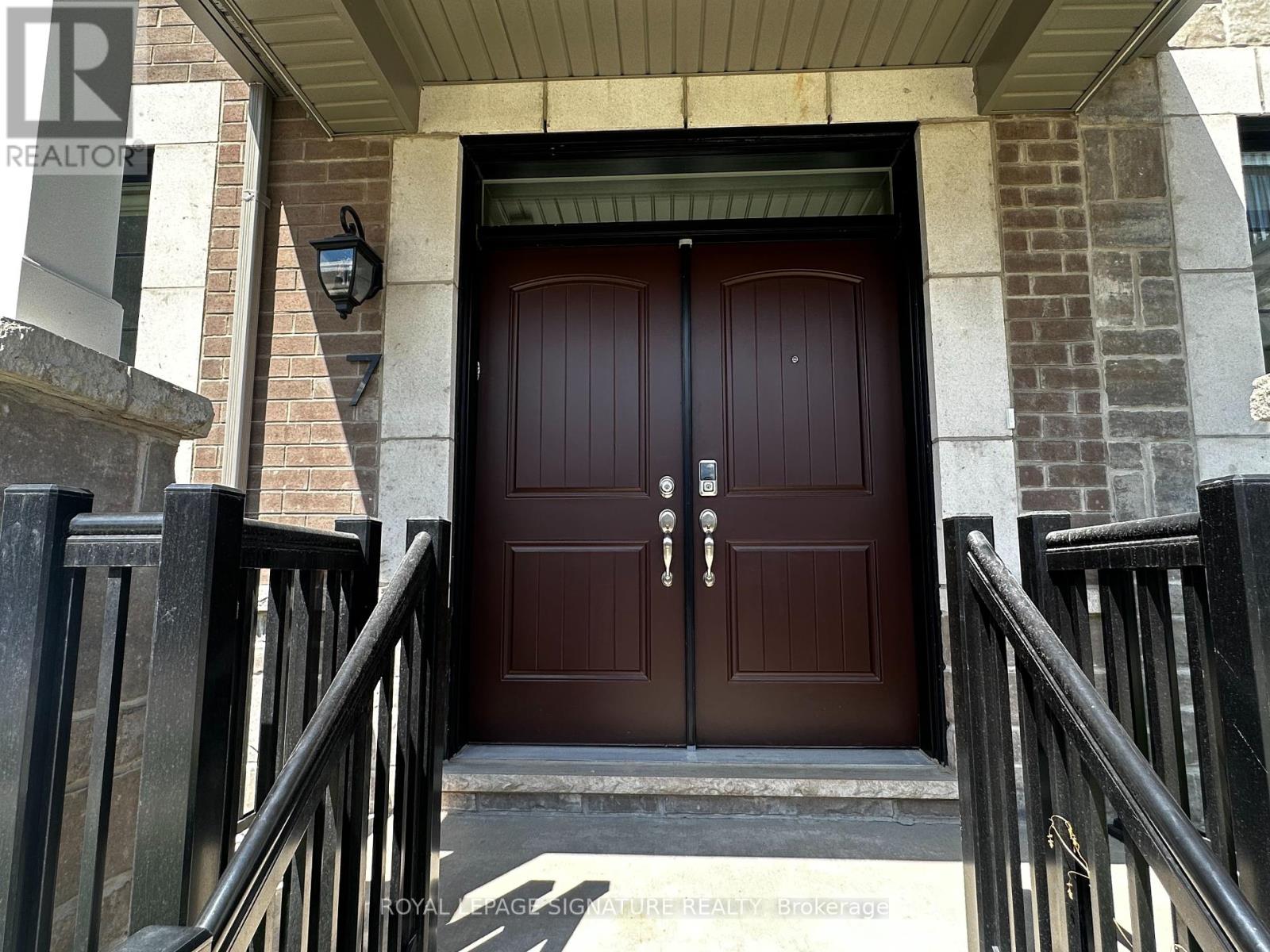 Photo 1 of 7 1259 Lily Crescent, Milton ON