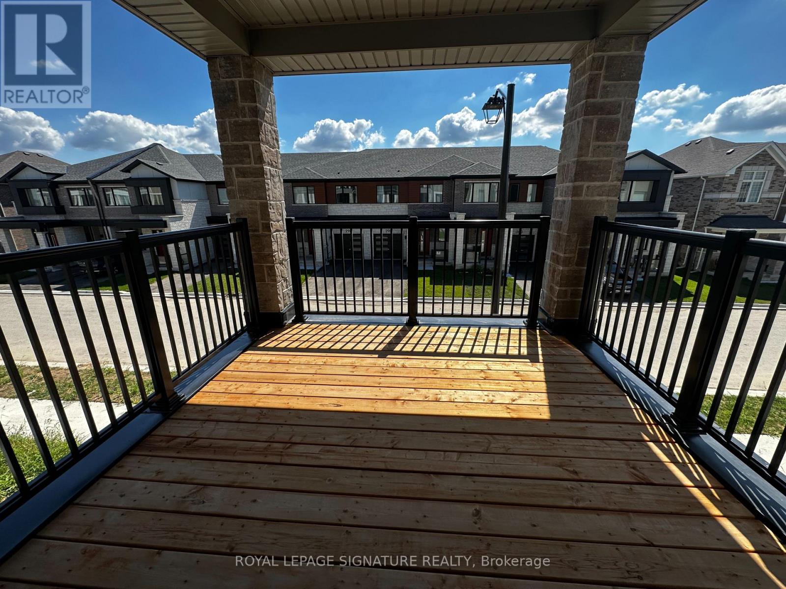 Photo 4 of 6 1259 Lily Crescent, Milton ON