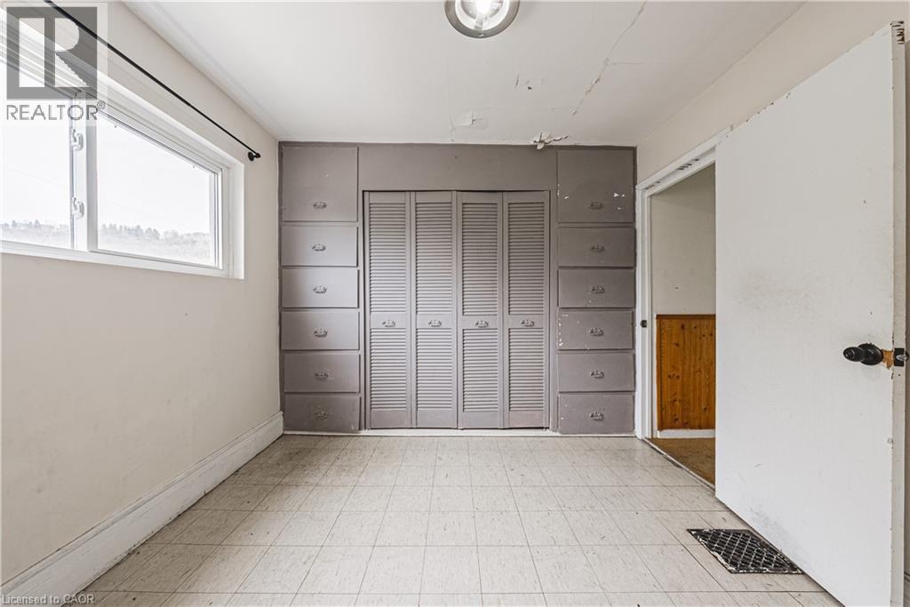 Photo 21 of 70 Hillview Street, Hamilton ON