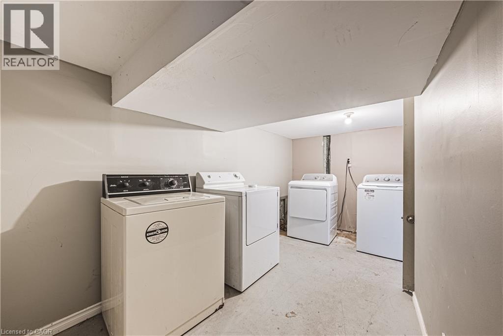 Photo 28 of 70 Hillview Street, Hamilton ON