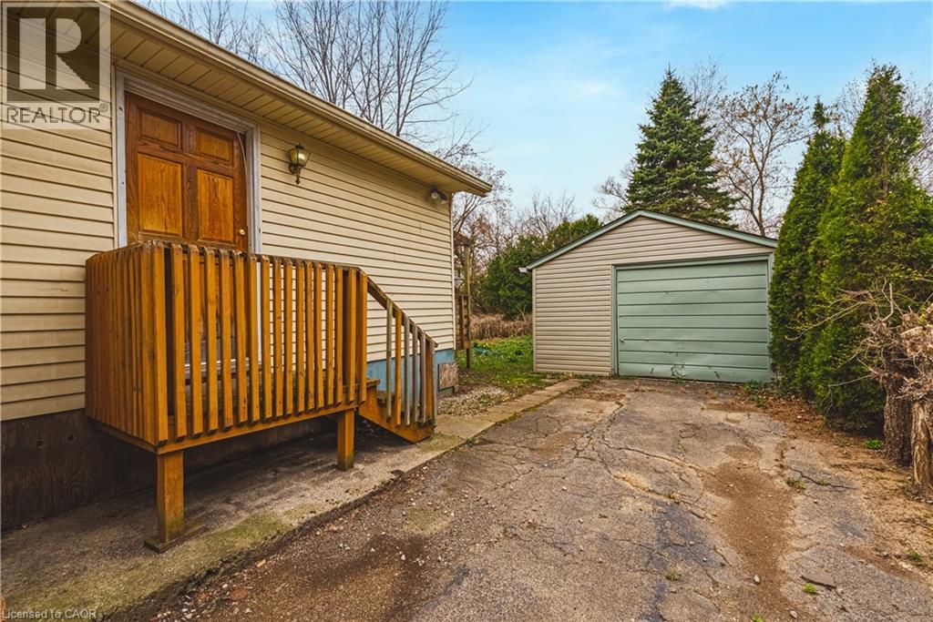 Photo 31 of 70 Hillview Street, Hamilton ON