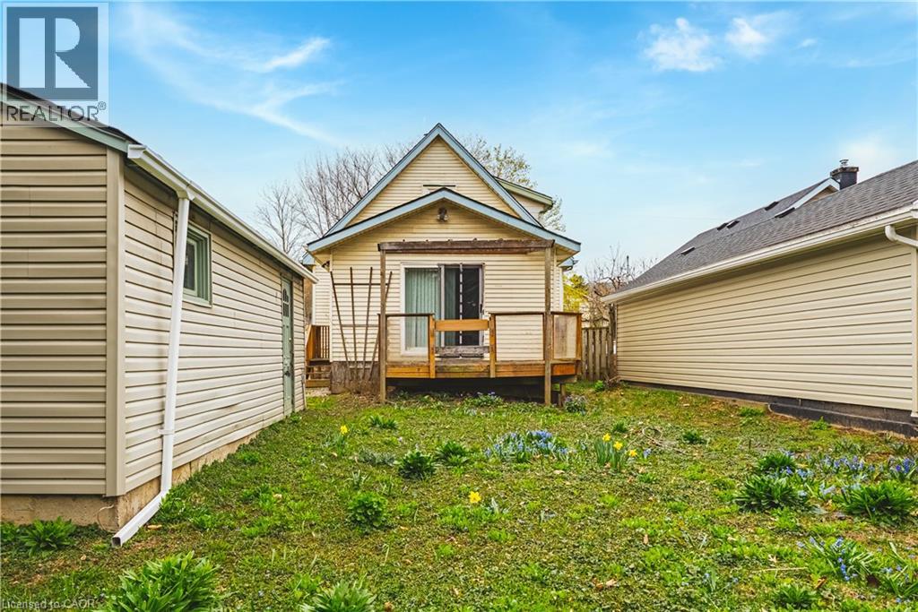 Photo 36 of 70 Hillview Street, Hamilton ON