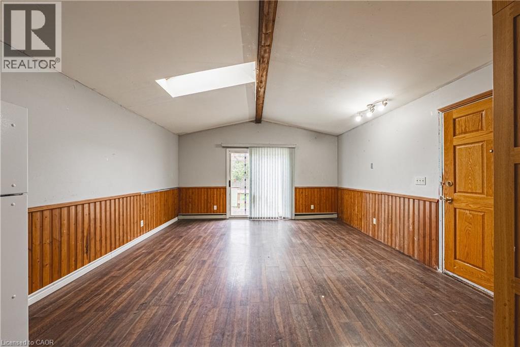 Photo 7 of 70 Hillview Street, Hamilton ON