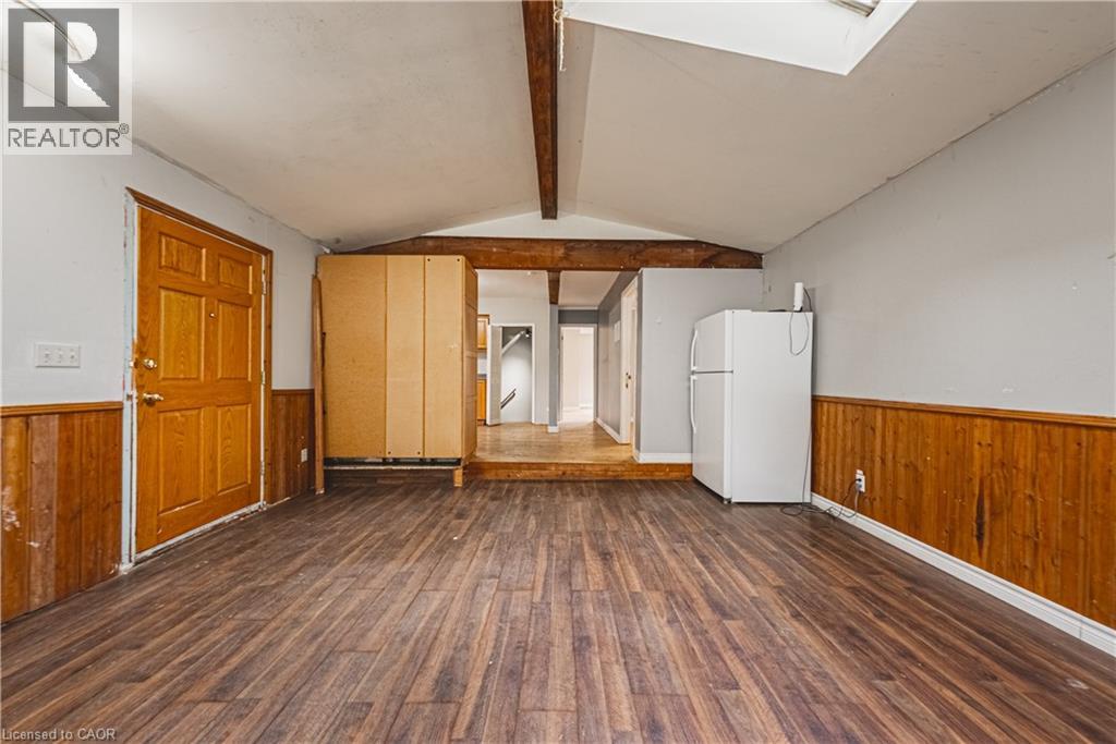Photo 9 of 70 Hillview Street, Hamilton ON