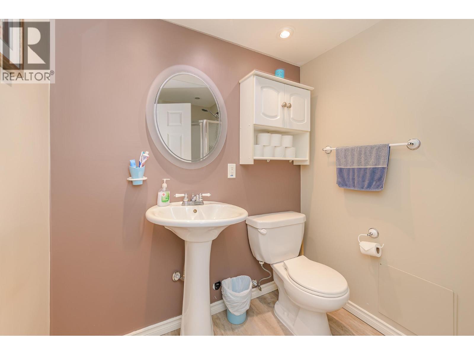 Photo 45 of 1610 16 Avenue Se, Salmon Arm BC