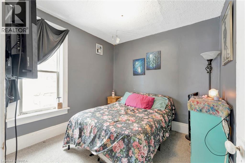 Photo 31 of 14 20 Brubacher Street, Kitchener ON