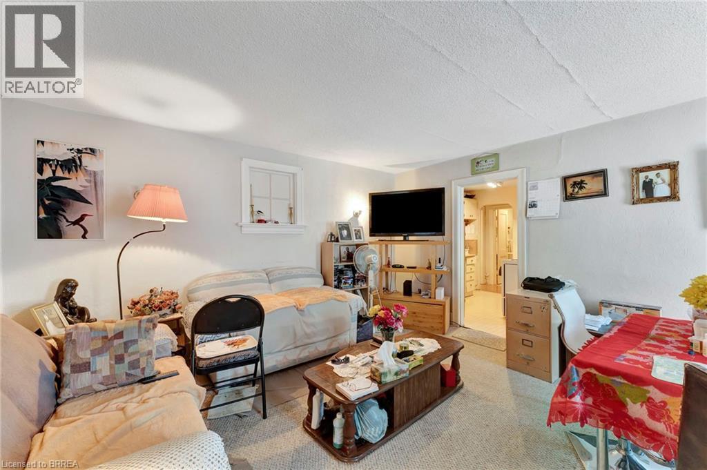 Photo 33 of 14 20 Brubacher Street, Kitchener ON