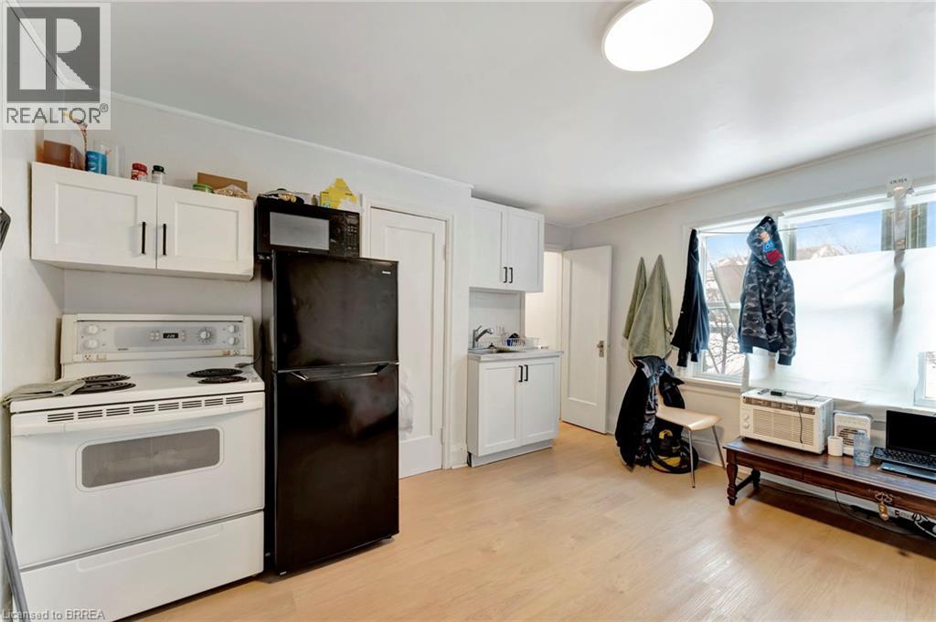 Photo 36 of 14 20 Brubacher Street, Kitchener ON