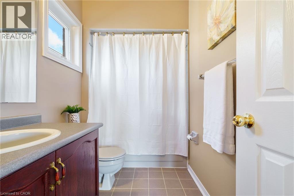 Photo 26 of 6451 Alderwood Trail, Mississauga ON