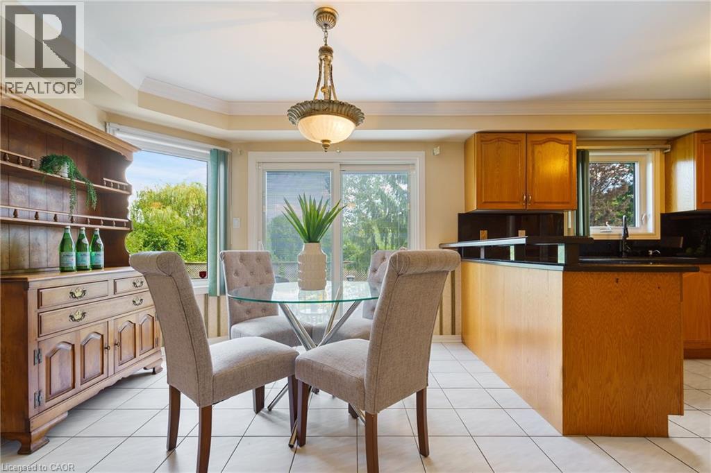 Photo 16 of 6451 Alderwood Trail, Mississauga ON