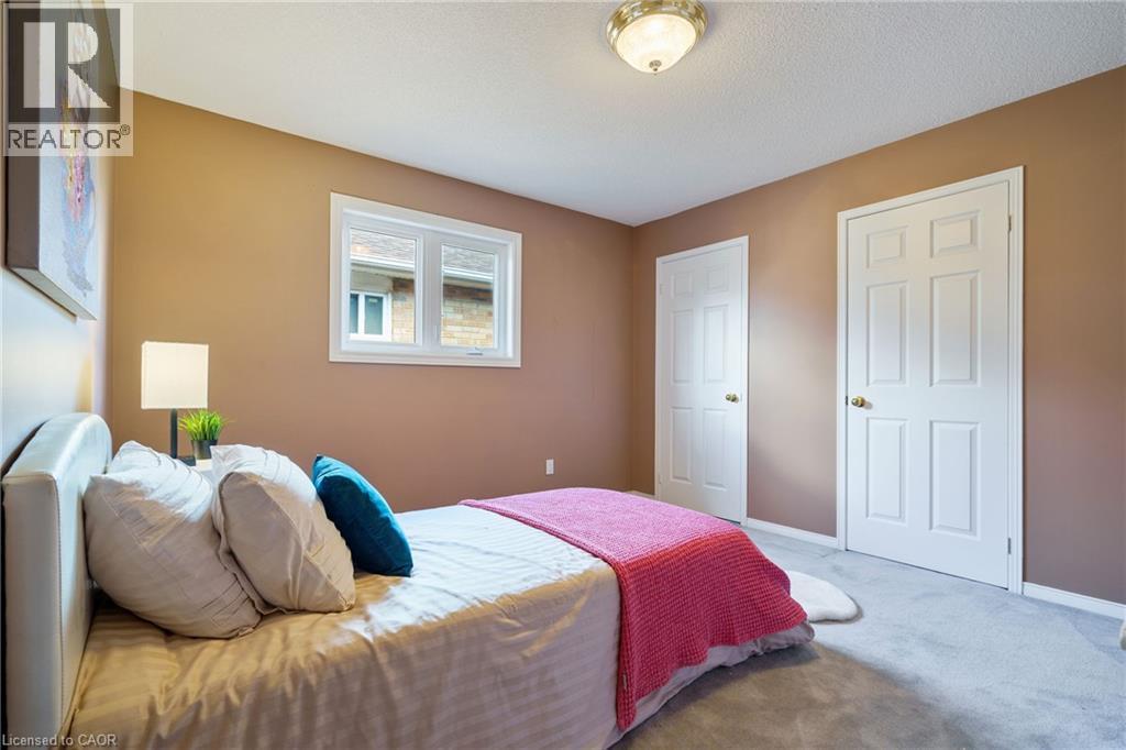 Photo 29 of 6451 Alderwood Trail, Mississauga ON
