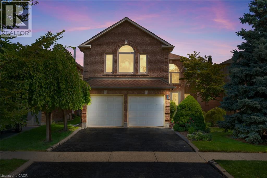 Photo 1 of 6451 Alderwood Trail, Mississauga ON