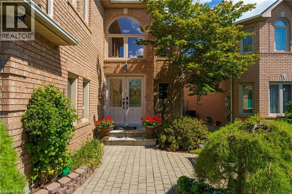 Photo 5 of 6451 Alderwood Trail, Mississauga ON