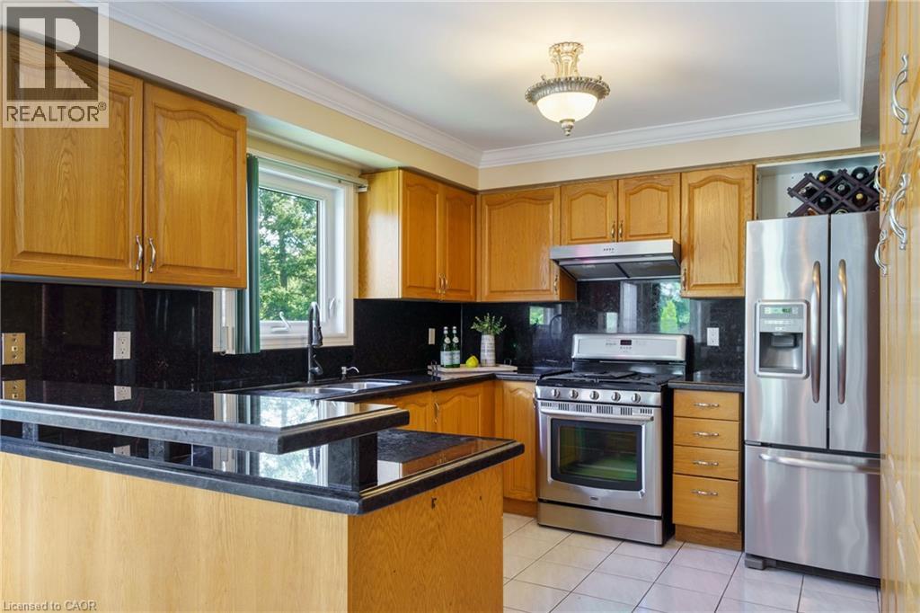 Photo 19 of 6451 Alderwood Trail, Mississauga ON