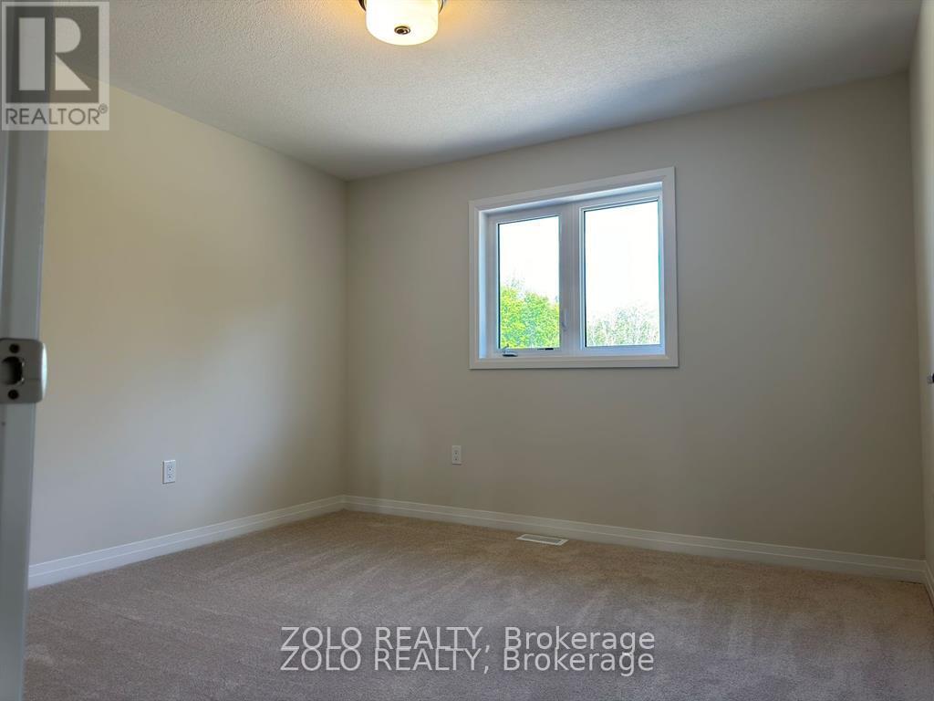 Photo 21 of 3163 Searidge Street, Severn ON