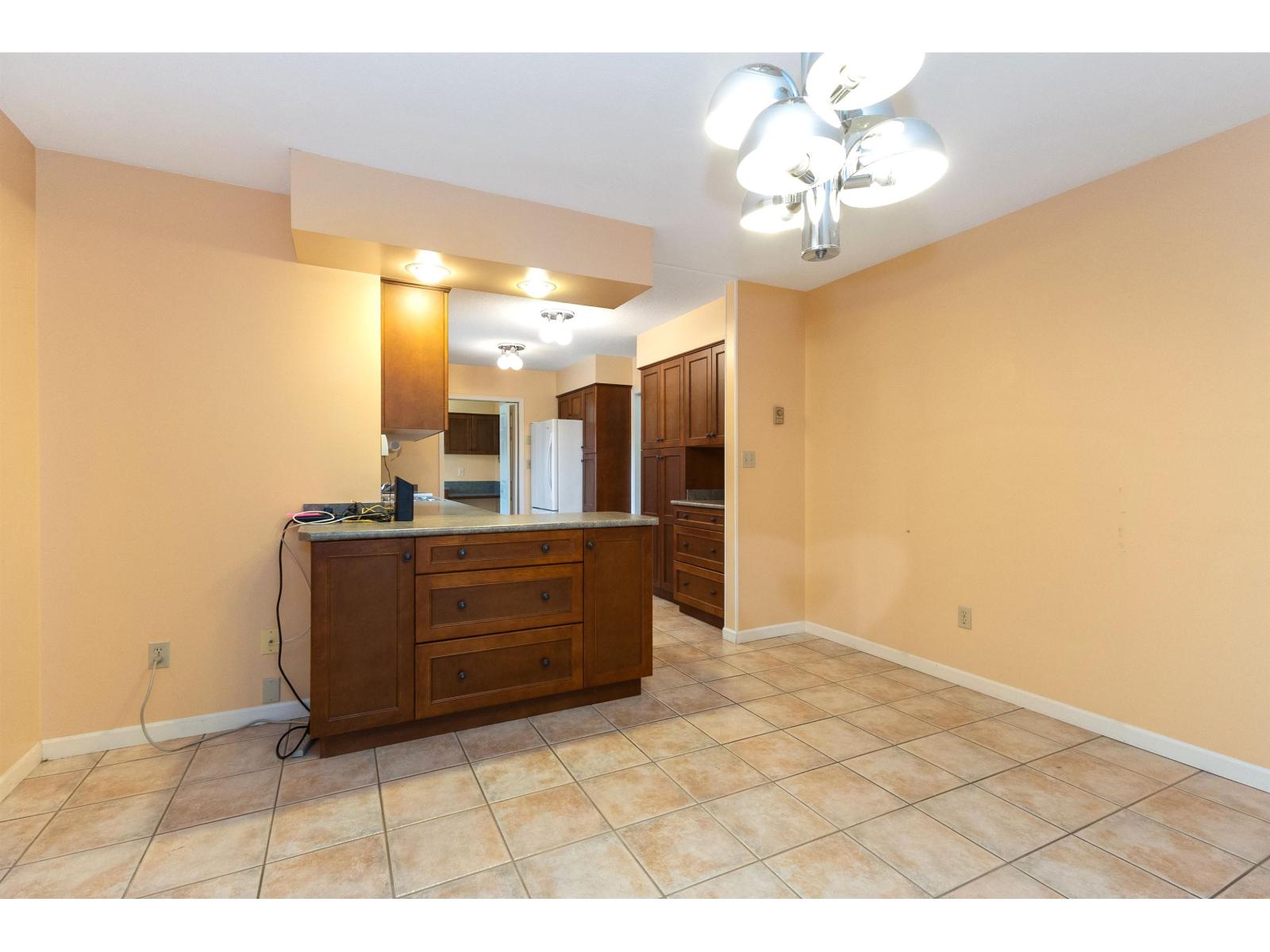 Photo 6 of 2241 Bevan Crescent, Abbotsford BC