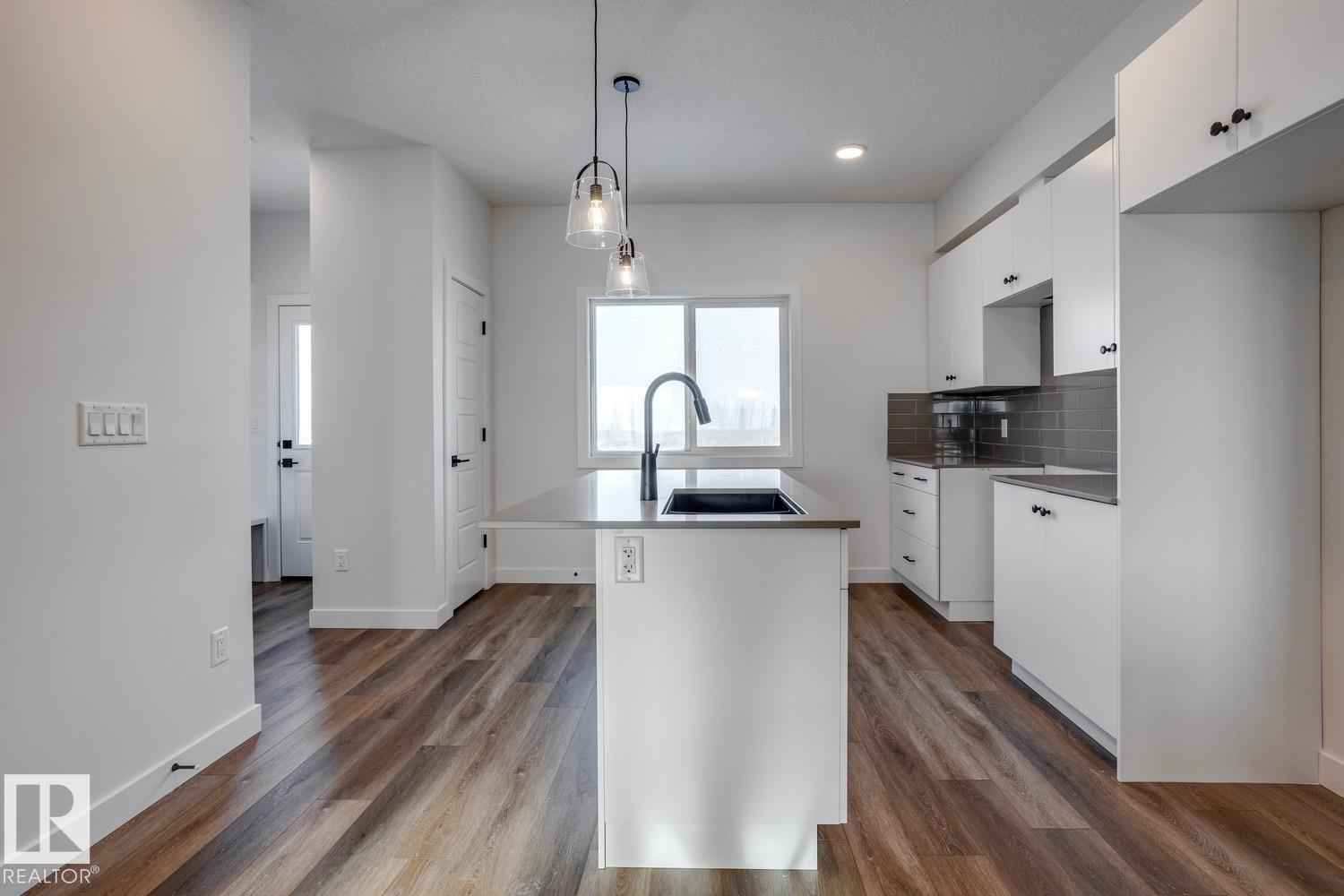 Photo 9 of 15 Sereno Ln, Fort Saskatchewan AB