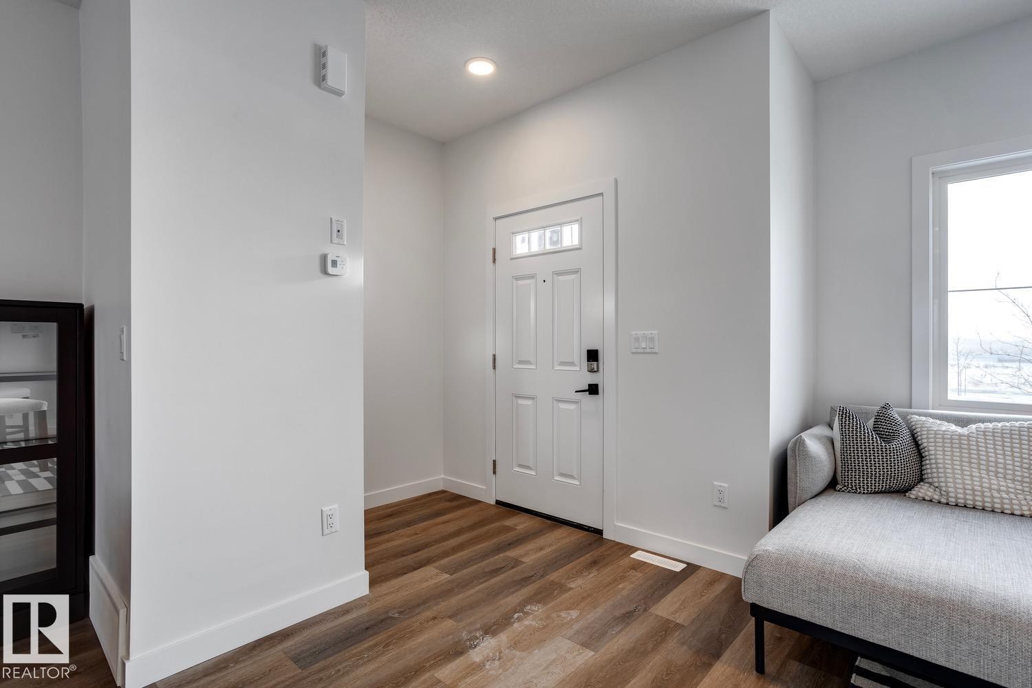 Photo 2 of 15 Sereno Ln, Fort Saskatchewan AB