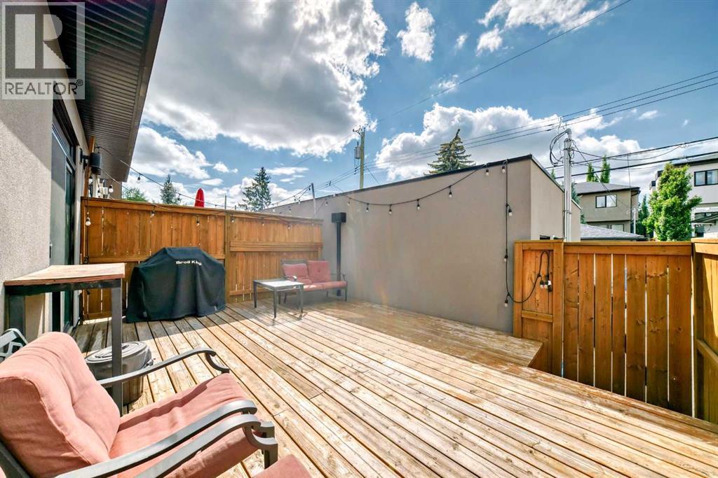 Photo 15 of 2 1741 36 Avenue Sw, Calgary AB