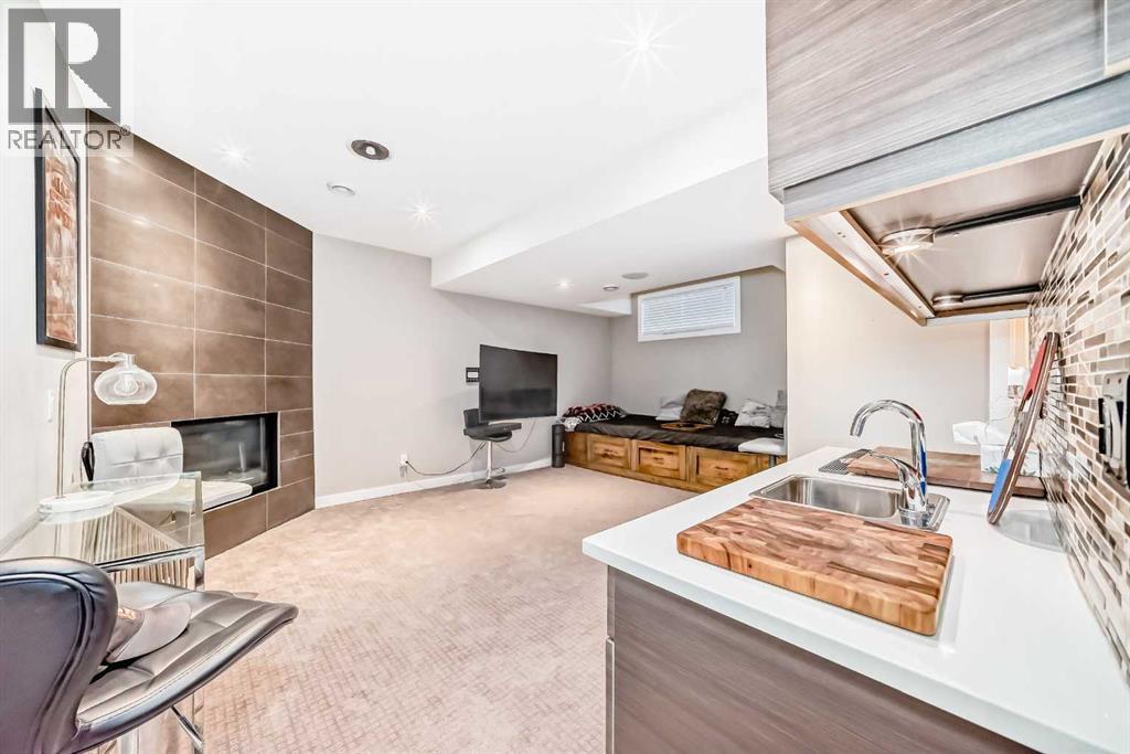 Photo 36 of 2 1741 36 Avenue Sw, Calgary AB
