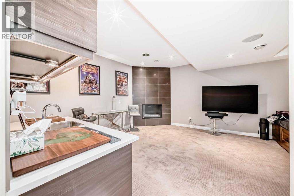 Photo 35 of 2 1741 36 Avenue Sw, Calgary AB