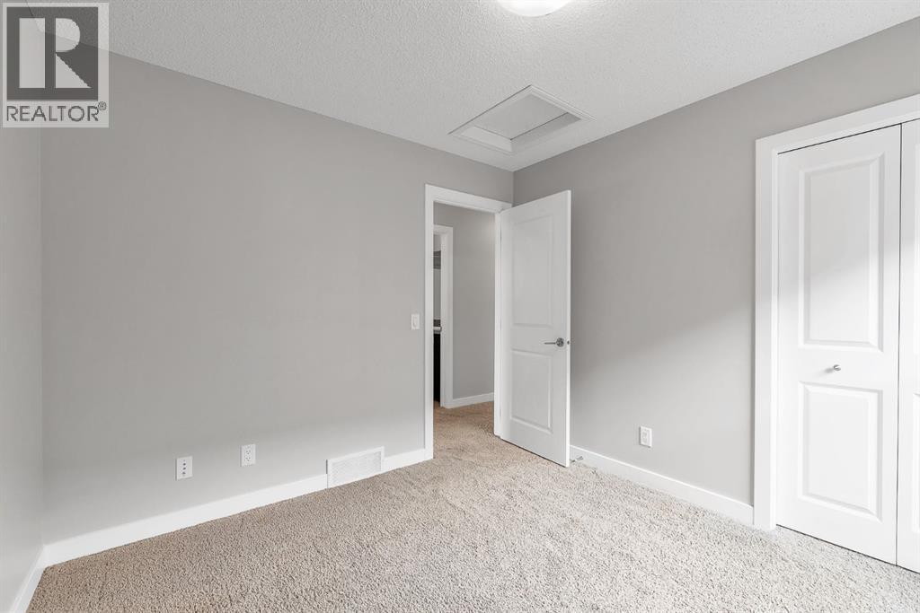 Photo 21 of 253 Panton Way Nw, Calgary AB