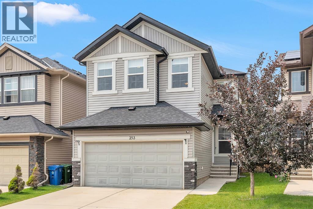 Photo 1 of 253 Panton Way Nw, Calgary AB