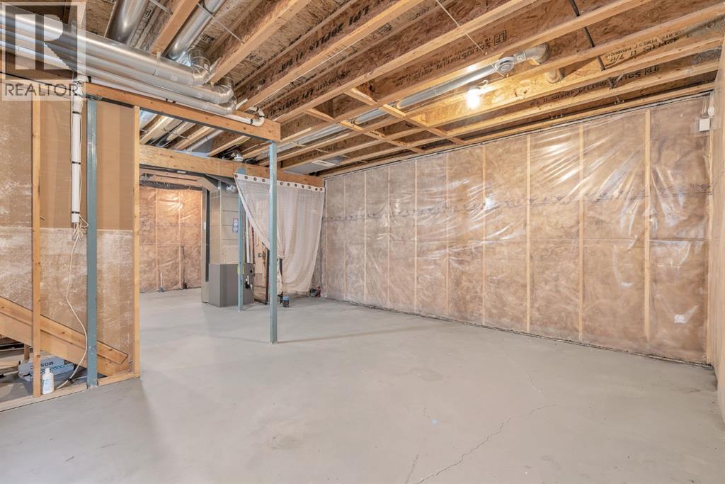 Photo 28 of 253 Panton Way Nw, Calgary AB
