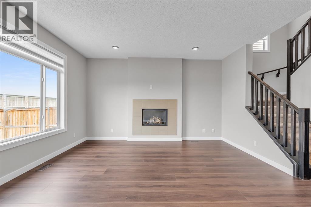 Photo 12 of 253 Panton Way Nw, Calgary AB