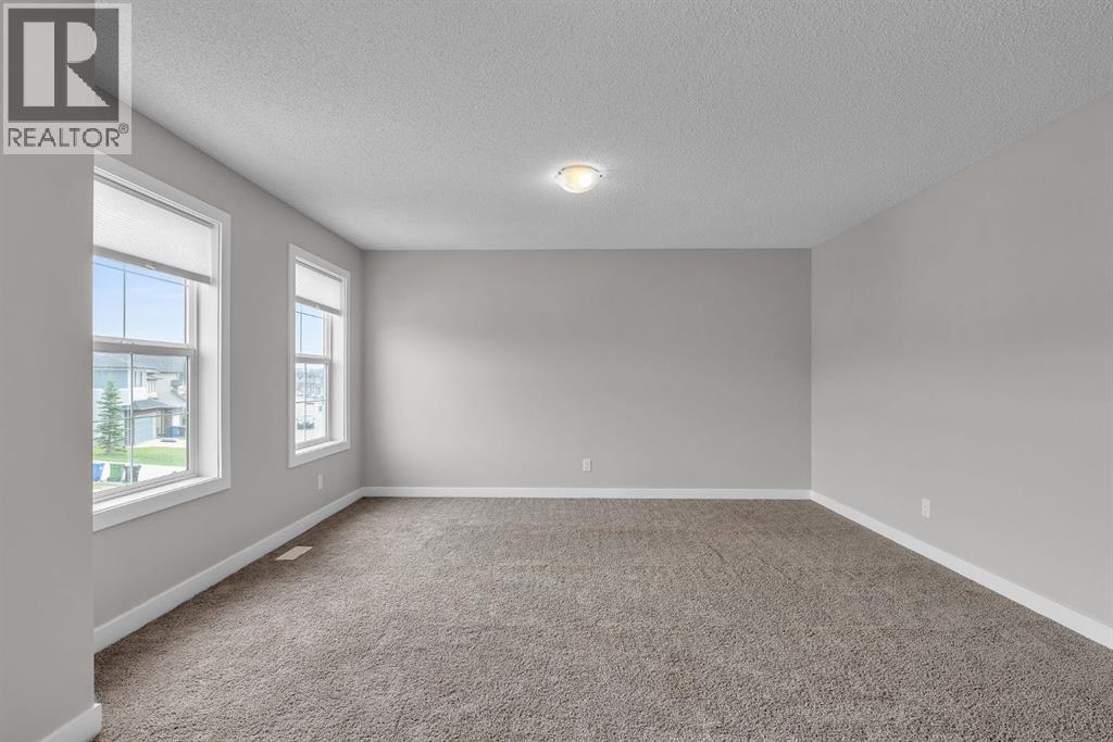 Photo 26 of 253 Panton Way Nw, Calgary AB