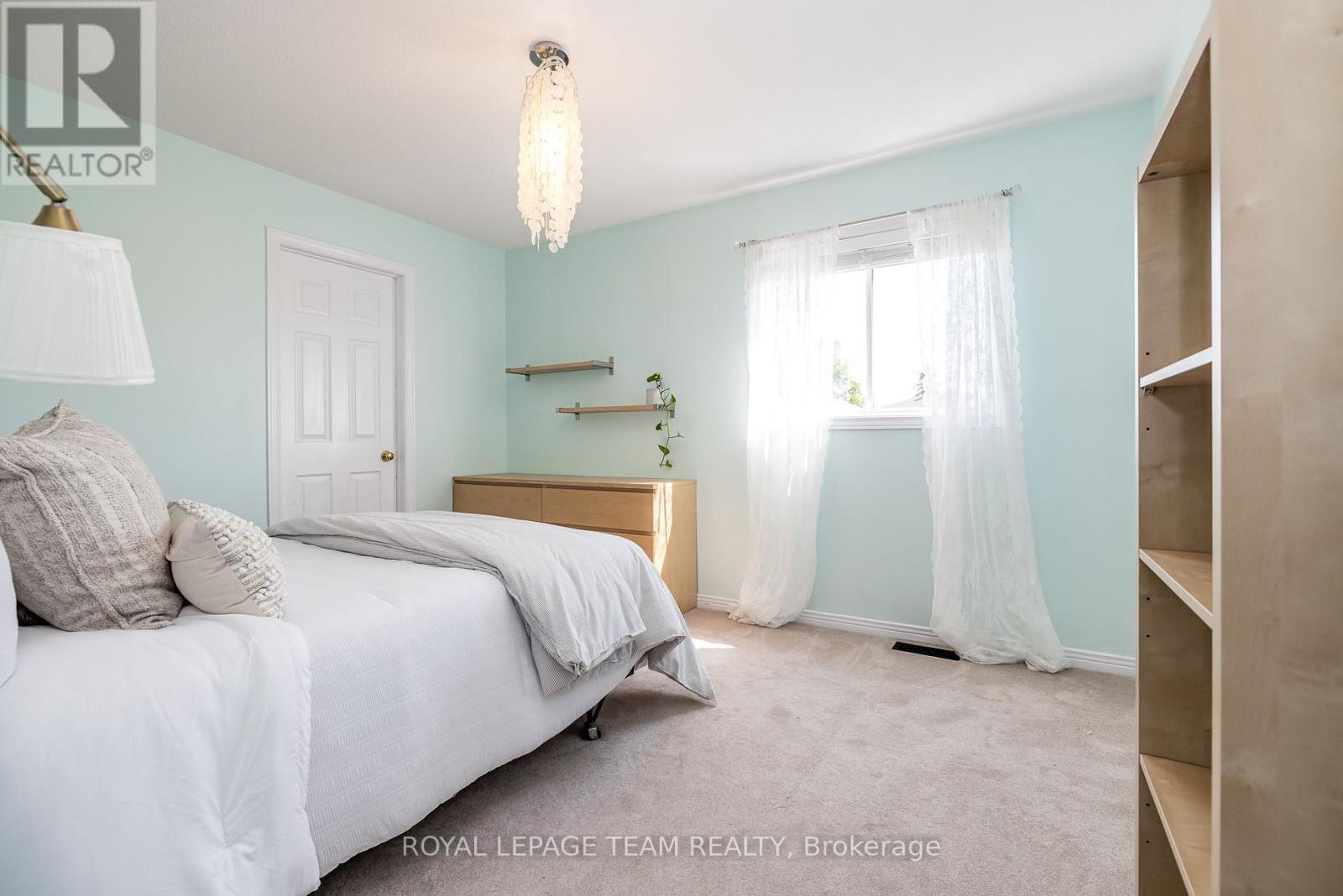 Photo 29 of 30 Halley Street, Ottawa ON
