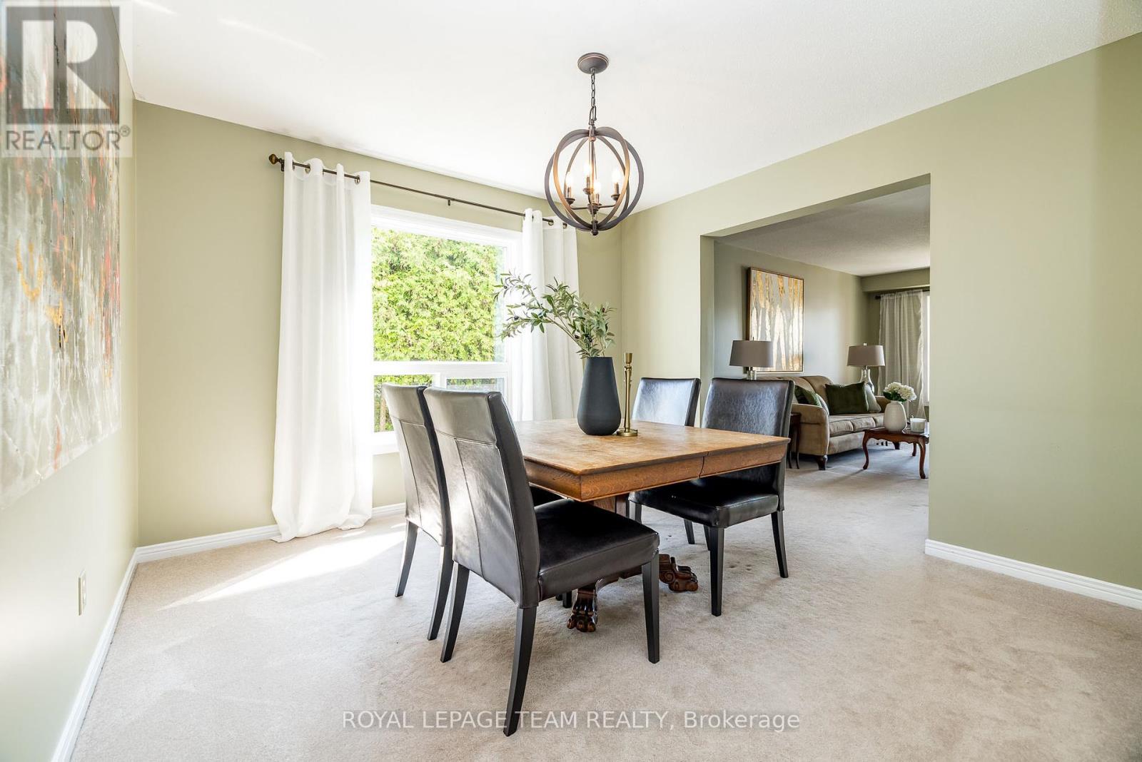 Photo 9 of 30 Halley Street, Ottawa ON