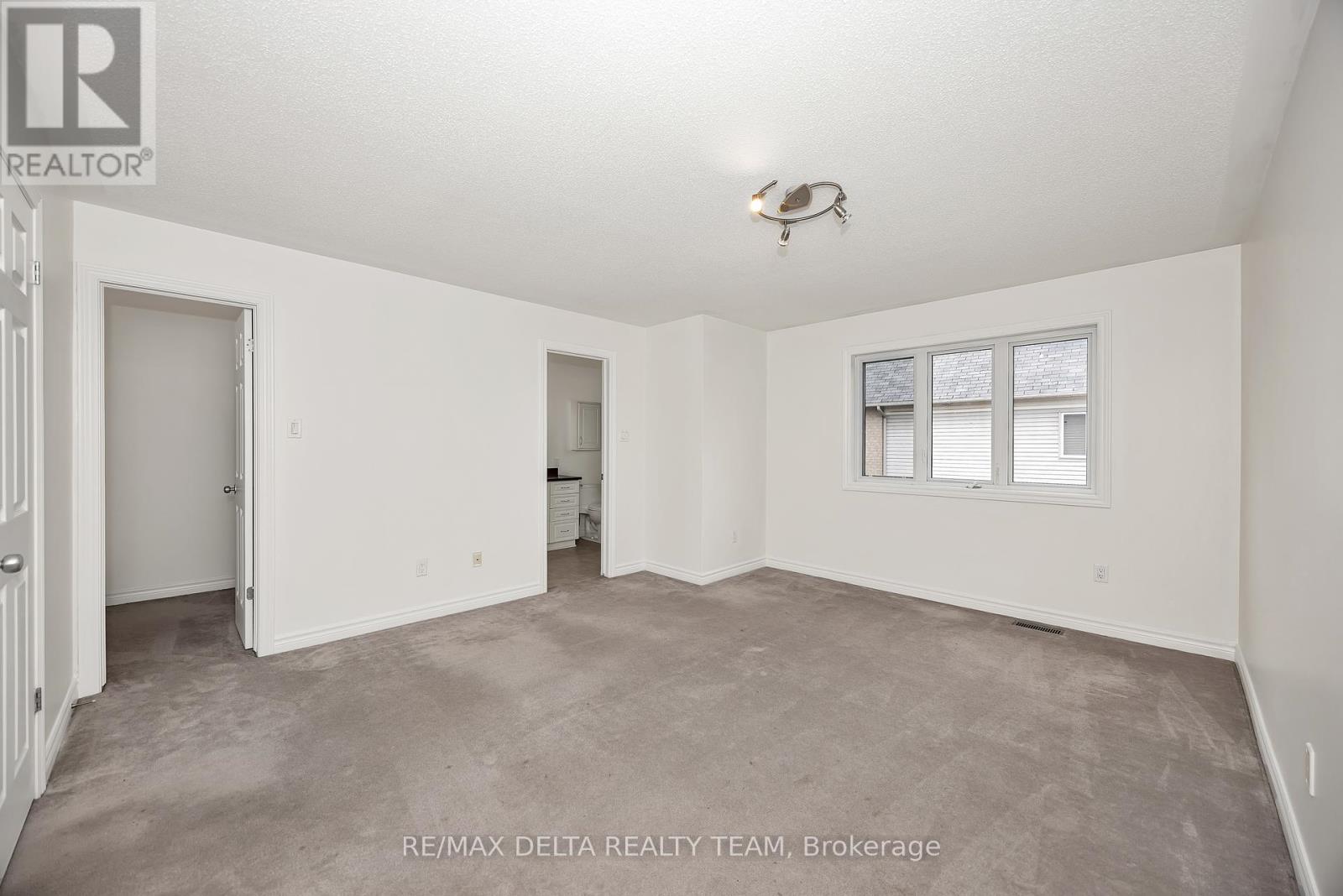 Photo 15 of 189 Tapley Place, Ottawa ON