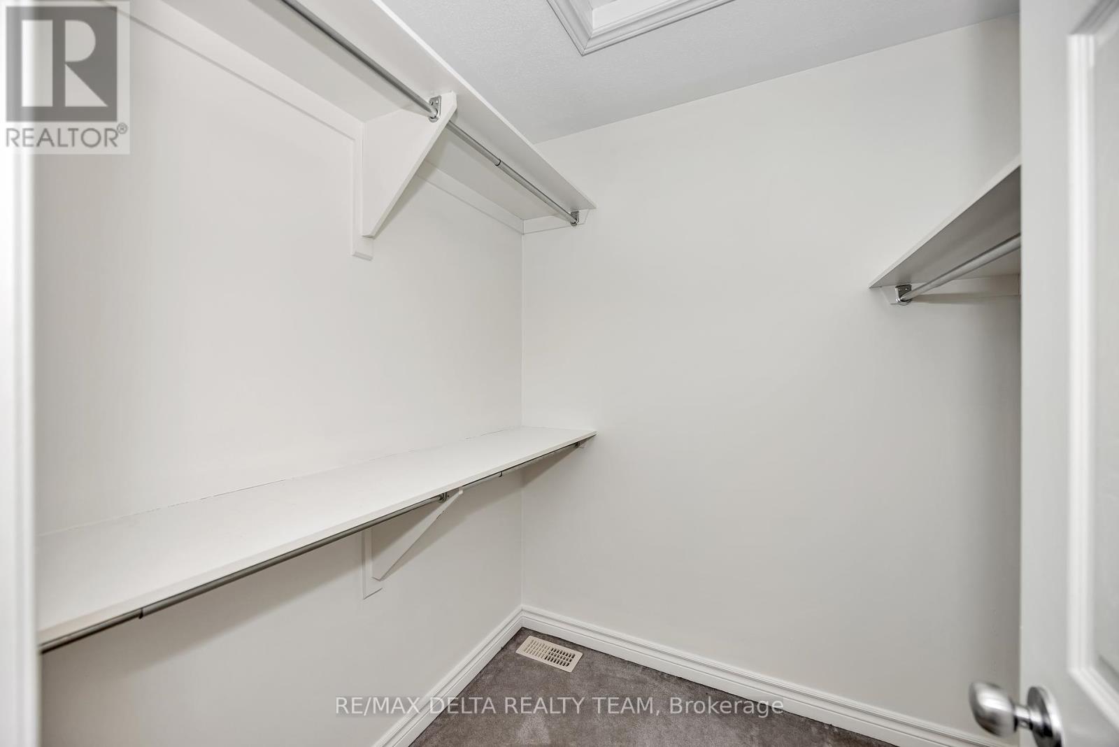 Photo 17 of 189 Tapley Place, Ottawa ON